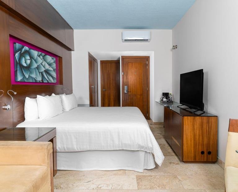 Deluxe room king BelAir SunClub Hotel Cabos By Krystal Grand® Los Cabos Deluxe room king BelAir SunClub Hotel Cabos By Krystal Grand® Los Cabos