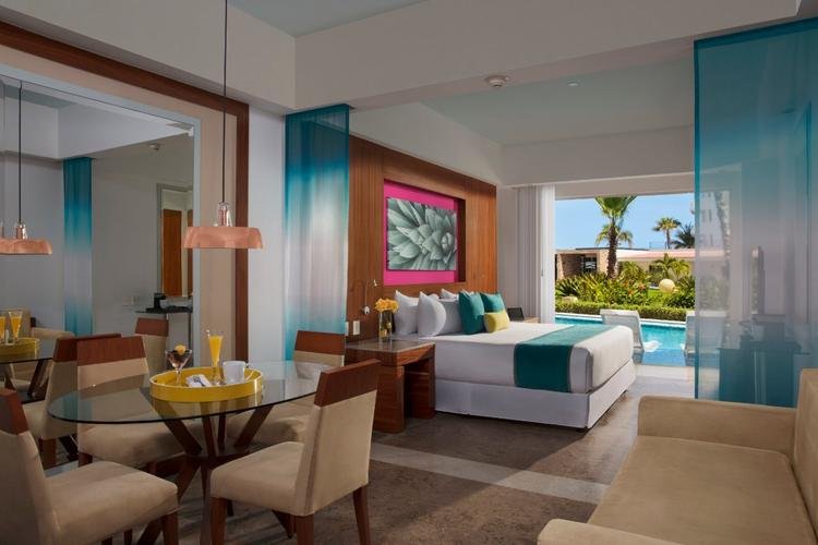 Junior suite Hotel Krystal Grand® Los Cabos Junior suite Hotel Krystal Grand® Los Cabos