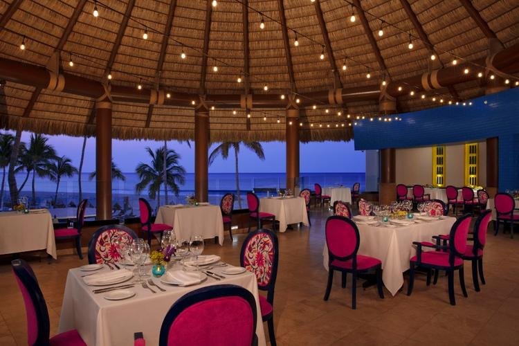 Restaurante Hotel Krystal Grand® Los Cabos Restaurante Hotel Krystal Grand® Los Cabos