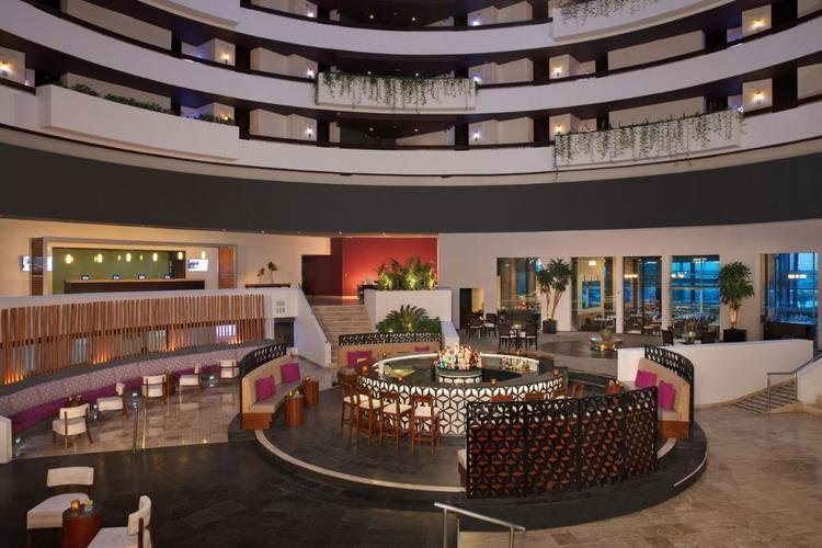 Lobby Hotel Krystal Grand® Cancún All Inclusive Lobby Hotel Krystal Grand® Cancún All Inclusive