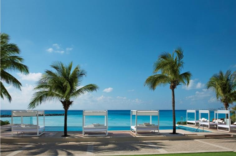 Playa Hotel Krystal Grand® Cancún All Inclusive Playa Hotel Krystal Grand® Cancún All Inclusive