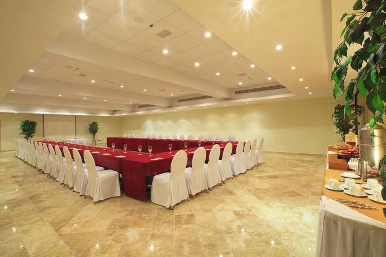 Salón Hotel Krystal Cancún Salón Hotel Krystal Cancún
