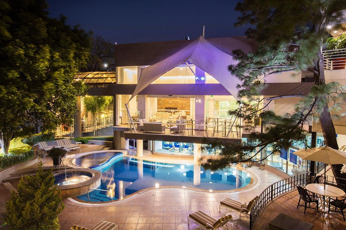 Hotel Krystal® Satélite María Bárbara Ciudad de México Hotel Krystal® Satélite María Bárbara Ciudad de México