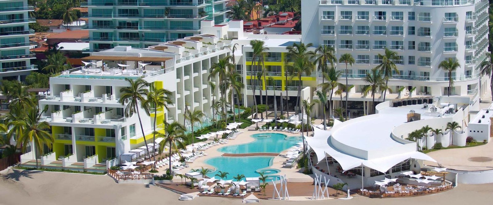 Hotel Krystal Grand® Puerto Vallarta Hotel Krystal Grand® Puerto Vallarta