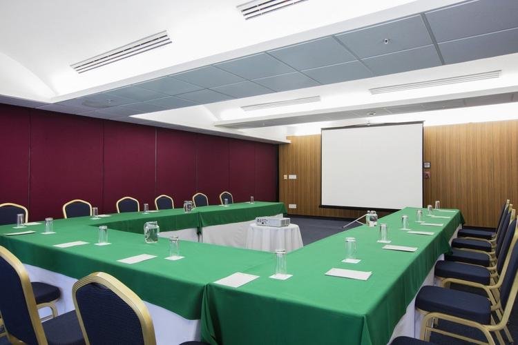 Salón zebrano Hotel Krystal Urban Aeropuerto Ciudad de México Salón zebrano Hotel Krystal Urban Aeropuerto Ciudad de México